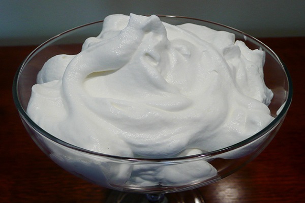 Cách làm Whipping cream không dùng máy