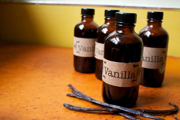 Bạn có thể tự tay mình làm Vanilla tại nhà để sử dụng 