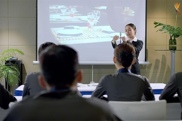 Học Trung cấp