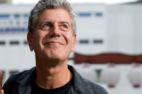 Anthony Bourdain trải qua nhiều khó khăn