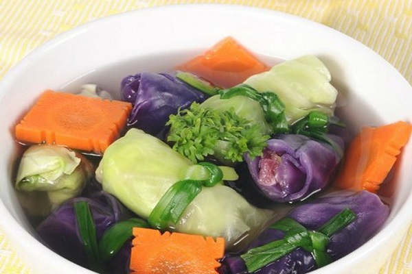 Canh bắp cải cuộn chay