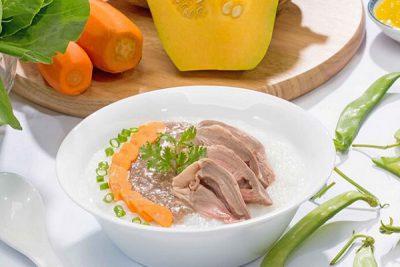 cháo cật heo cà rốt bí đỏ đậu