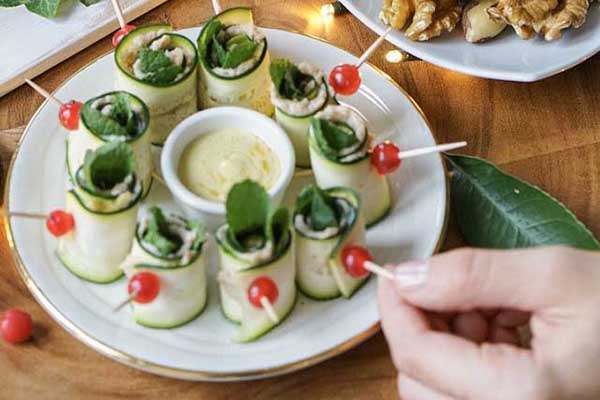 thưởng thức finger food đúng cách