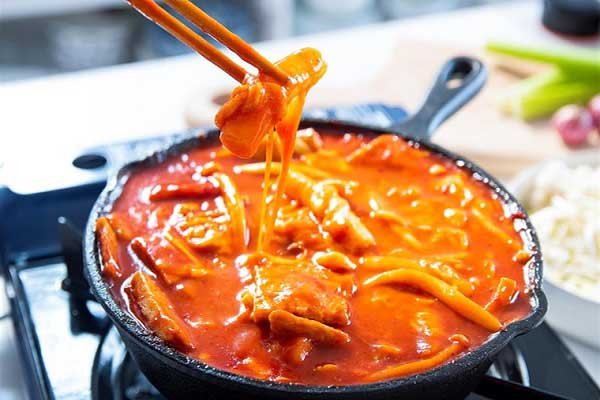 lẩu tteobokki ấm nóng