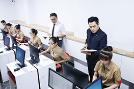 điều kiện học quản trị nhà hàng khách sạn cet tối ưu