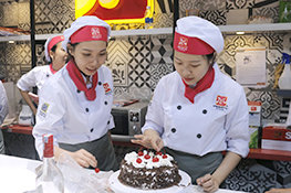học viên thực hành