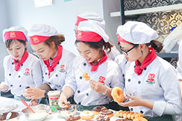 lớp học làm bánh kem