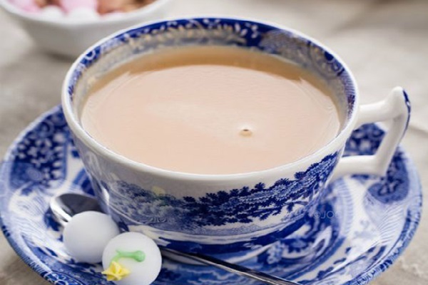 hình ảnh trà sữa pha bằng lipton gói