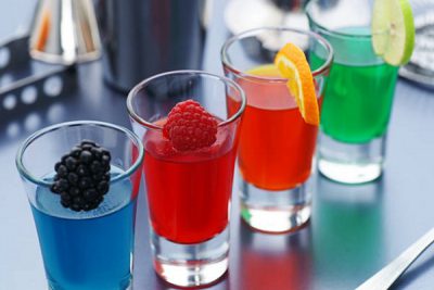 hình ảnh tạo màu trong pha chế đồ uống
