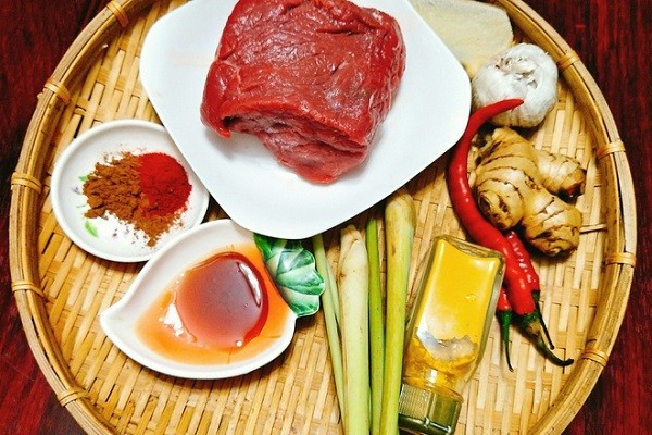 nguyên liệu làm hủ tiếu bò kho