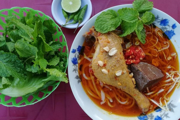 Mì Quảng Vịt Phan Thiết