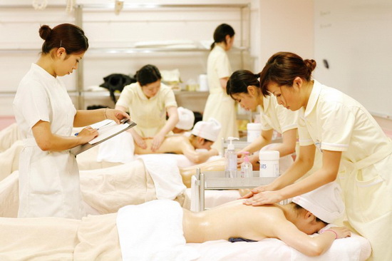 gen z theo đuổi nghề spa