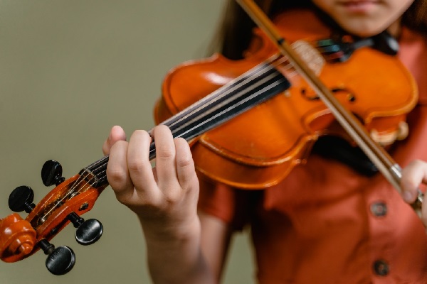 luyện tập giúp rút ngắn thời gian học violin