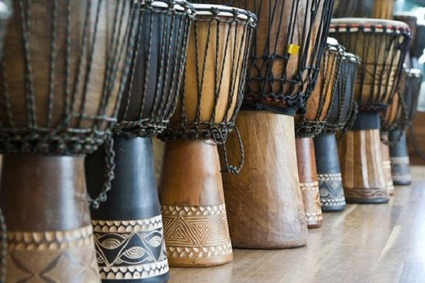 trống djembe