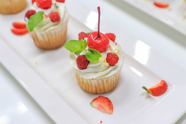 Bánh Butter Cupcake