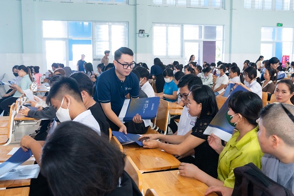hướng dẫn hoàn tất hồ sơ nhập học cet